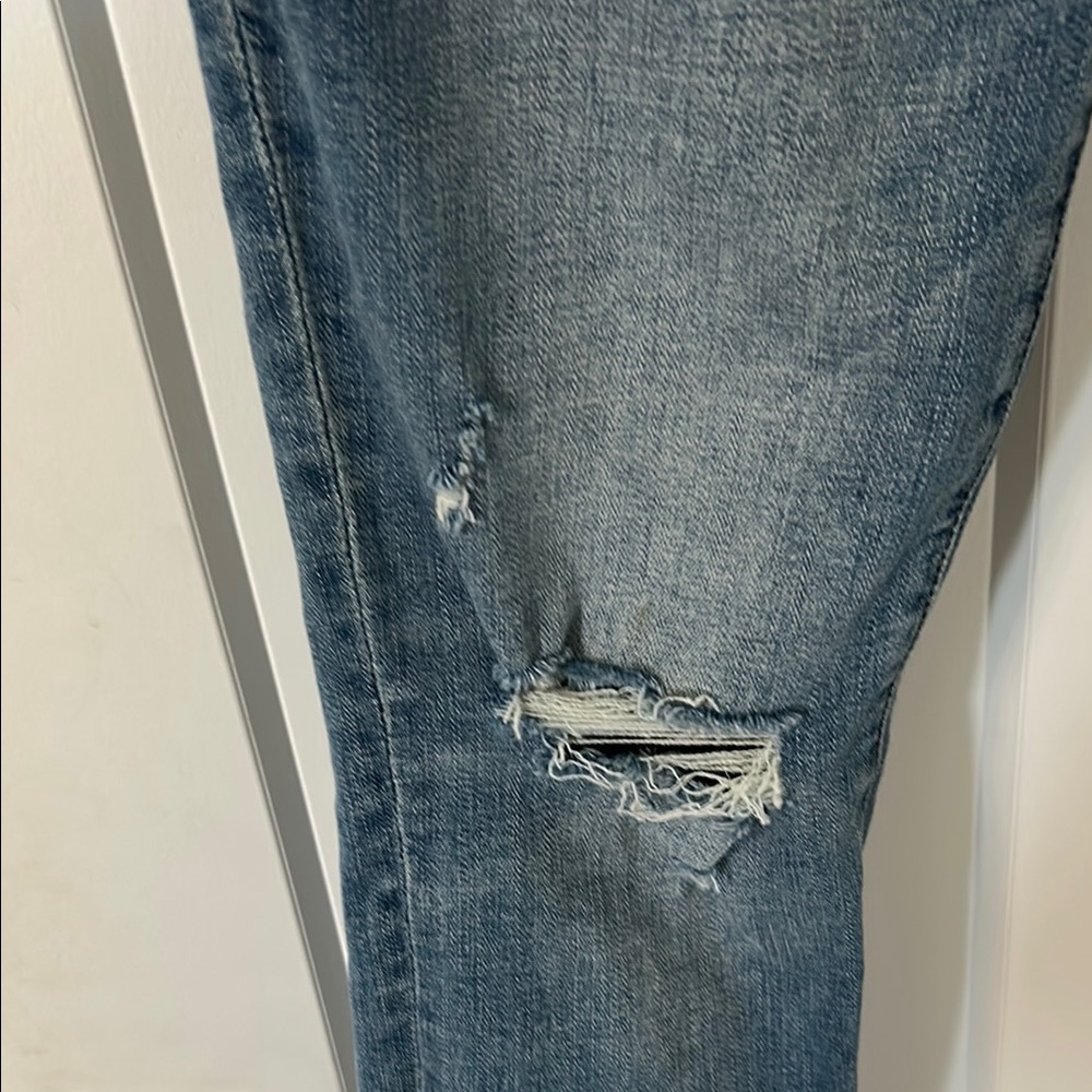 Abercrombie & Fitch Blue Cropped Jeans - Picture 7 of 11